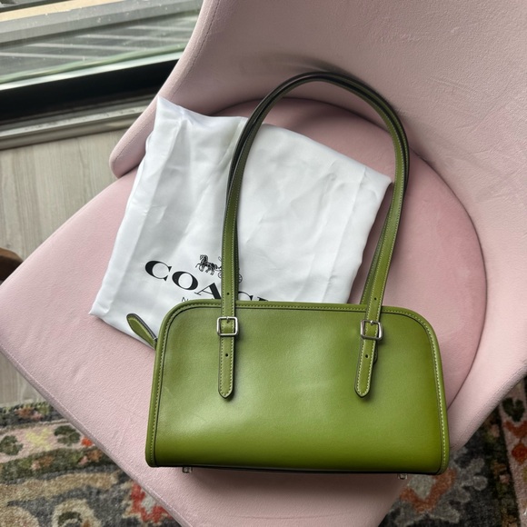 Coach Swing Zip Dark Lime - Picture 8 of 10